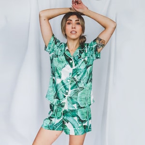 Trendy Personalized Tropical Satin Pajamas - Luxury Banana Leaf Resort Wear with Monogram - Chic Banana Leaf Pajamas - Satin Resort Wear