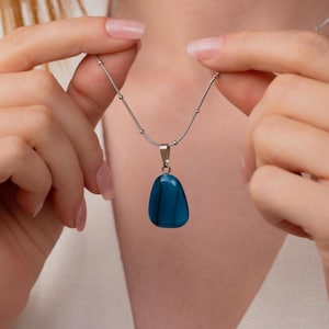 Natural Blue Agate Minimalist Pendant